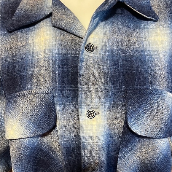 Men’s Pendleton - Picture 2 of 5